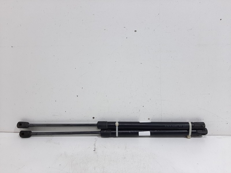 Recambio de amortiguadores maletero / porton para opel astra gtc cosmo referencia OEM IAM 1204772  