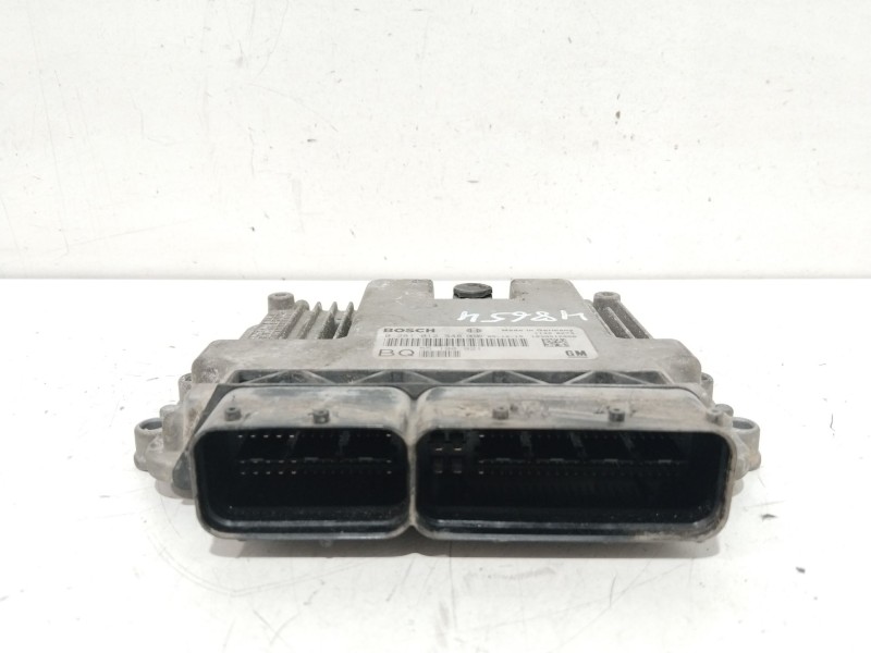 Recambio de centralita motor uce para opel astra gtc cosmo referencia OEM IAM 55198921  0281012548