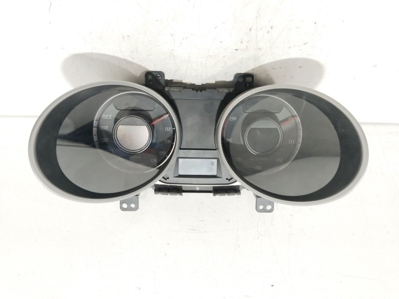 Recambio de cuadro instrumentos para hyundai ix35 classic 2wd referencia OEM IAM 940032Y290  