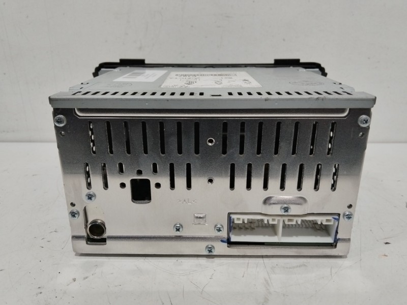 Recambio de sistema audio / radio cd para hyundai i40 cab bluedrive referencia OEM IAM 961703Z8954X  ACB10DFEE