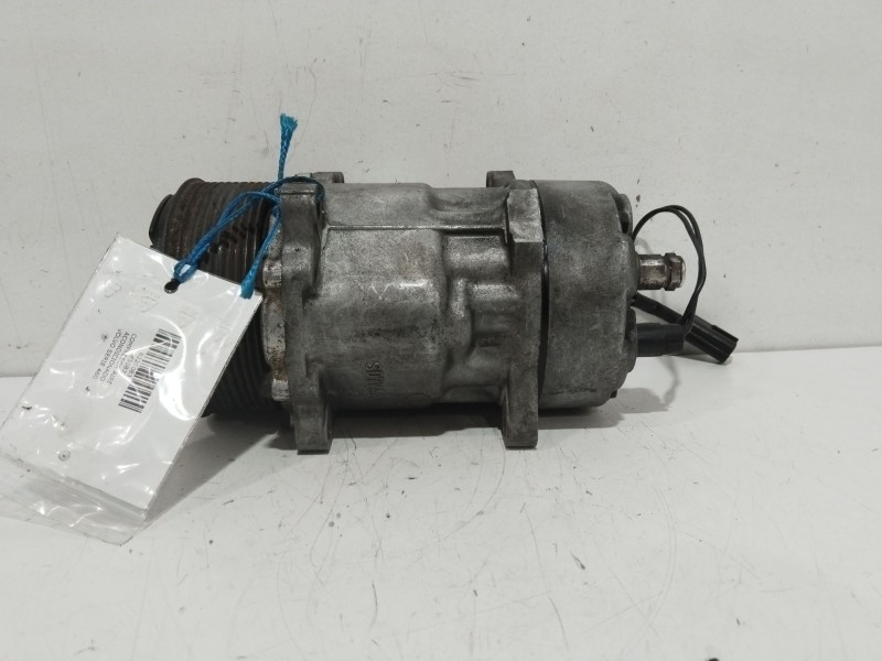 Recambio de compresor aire acondicionado para volvo serie 460 1.9 turbodiesel referencia OEM IAM 485087   Recambio de compresor aire acondicionado para volvo serie 460 1.9 turbodiesel referencia OEM IAM 485087