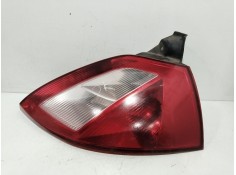 Recambio de piloto trasero derecho para renault megane ii berlina 5p authentique referencia OEM IAM 8200073237  