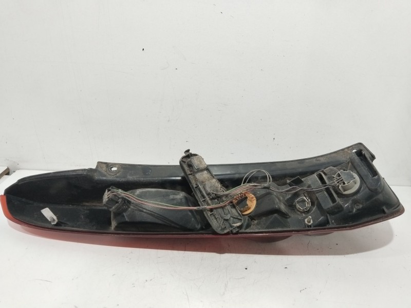 Recambio de piloto trasero derecho para ford fiesta (cbk) ambiente referencia OEM IAM RS1022A01AR00F00  