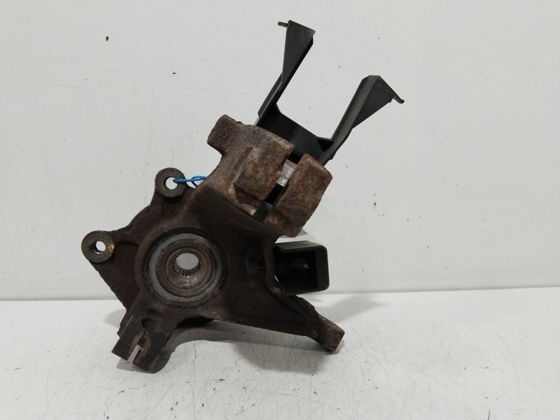 Recambio de mangueta delantera derecha para peugeot 206+ básico referencia OEM IAM 364775  