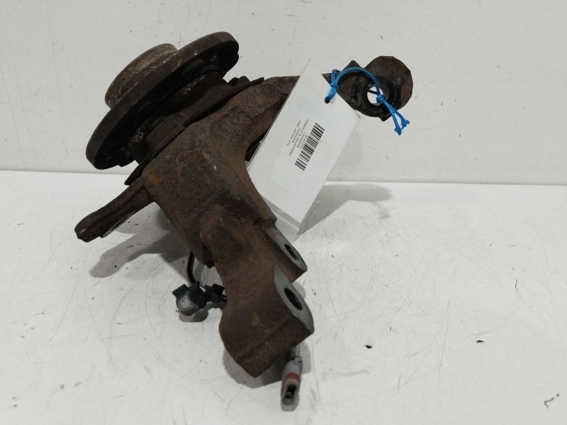 Recambio de mangueta delantera derecha para opel astra gtc cosmo referencia OEM IAM 13156048  