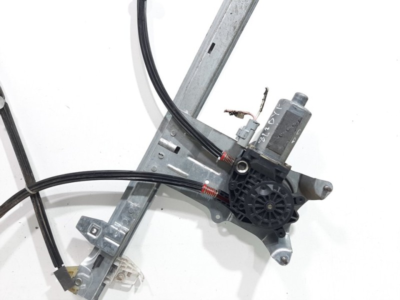 Recambio de elevalunas delantero derecho para citroën xsara picasso 2.0 hdi referencia OEM IAM 0130821900  