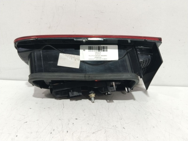 Recambio de piloto porton trasero derecho para renault laguna ii (bg0) authentique referencia OEM IAM B74PH2  