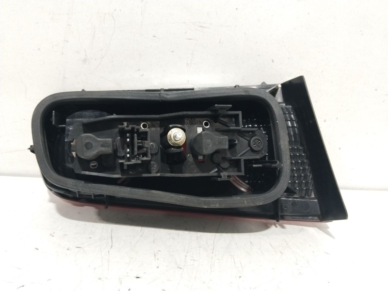 Recambio de piloto porton trasero derecho para renault laguna ii (bg0) authentique referencia OEM IAM B74PH2  