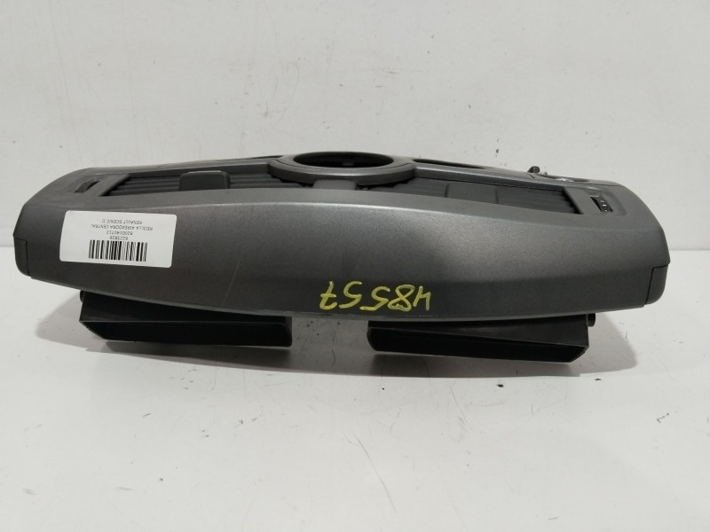 Recambio de rejilla aireadora central para renault scenic ii confort authentique referencia OEM IAM 8200140713  