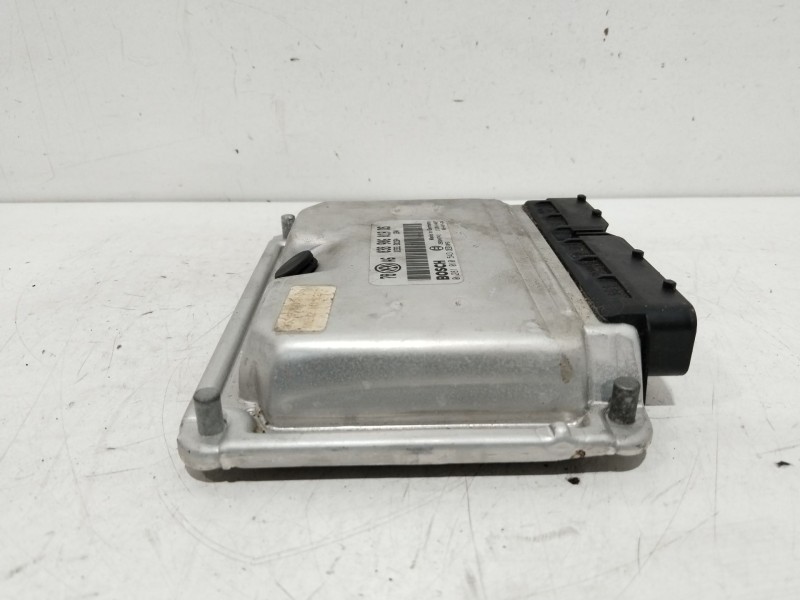 Recambio de centralita motor uce para volkswagen passat berlina (3b3) comfortline referencia OEM IAM 038906019DS 0281010543 