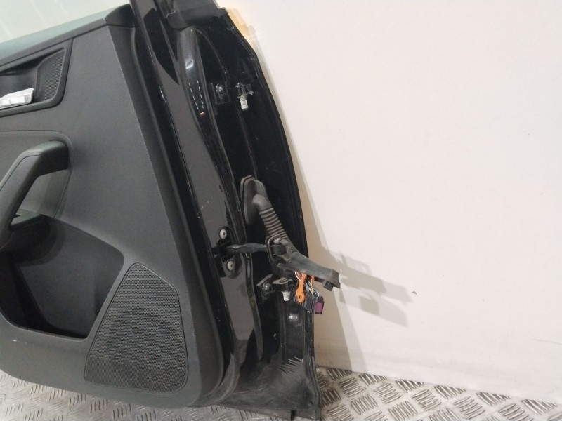 Recambio de puerta trasera izquierda para seat toledo (kg3) reference referencia OEM IAM 5JA833051C  AMARILLO