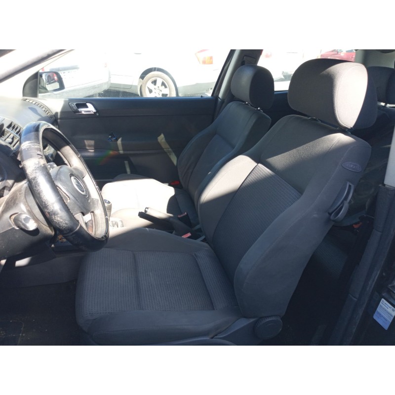 VOLKSWAGEN POLO IV (9N_, 9A_) - imagen 6
