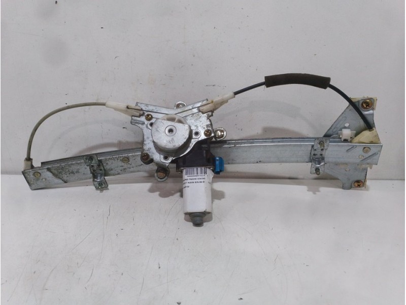 Recambio de elevalunas trasero derecho para chevrolet nubira berlina se referencia OEM IAM 96475132 2 PINES 