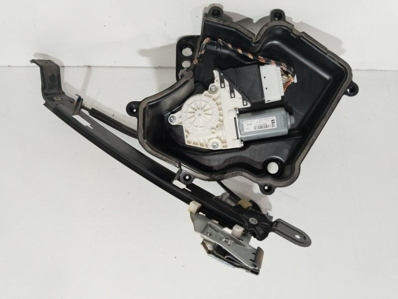 Recambio de elevalunas trasero derecho para seat leon (1p1) reference referencia OEM IAM 1P0839402C  1K0959704AF