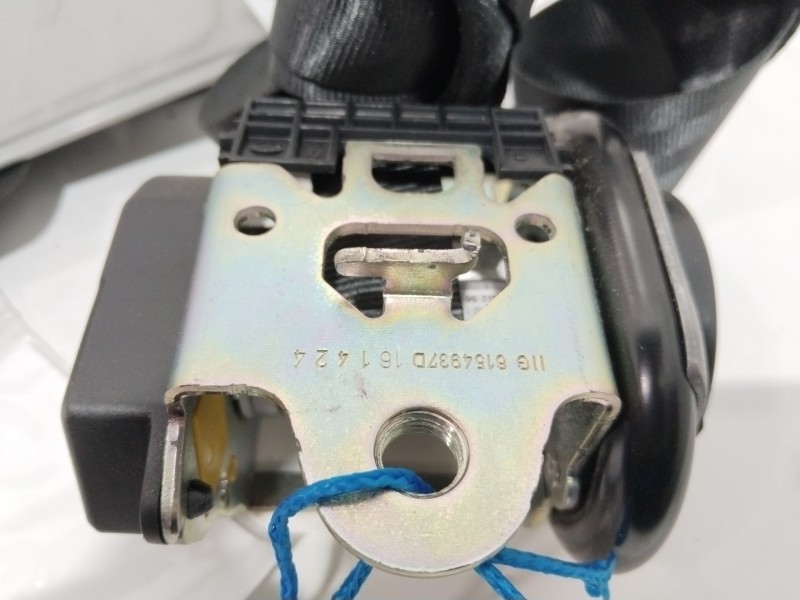 Recambio de cinturon seguridad delantero derecho para seat toledo (kg3) reference referencia OEM IAM 621493000  