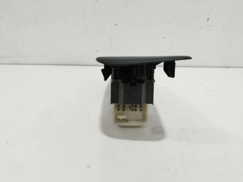 Recambio de mando elevalunas delantero izquierdo para toyota auris básico referencia OEM IAM 92926  