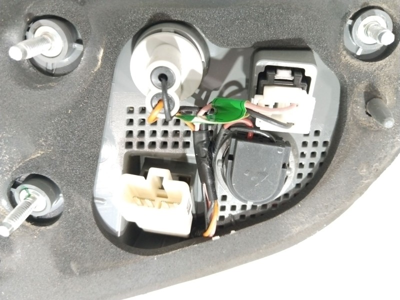 Recambio de piloto trasero izquierdo para hyundai i40 cab bluedrive referencia OEM IAM 924033Z300  