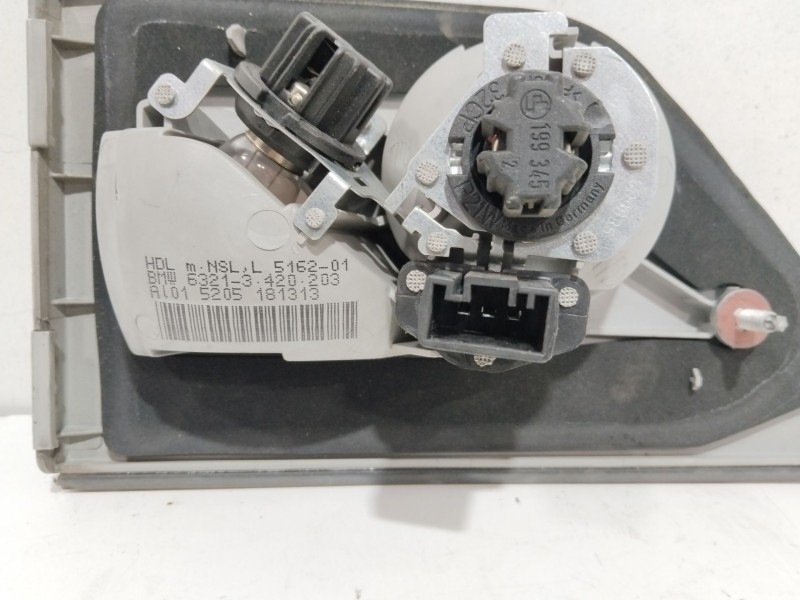 Recambio de piloto porton trasero izquierdo para bmw x3 (e83) 3.0d referencia OEM IAM 63213420203  