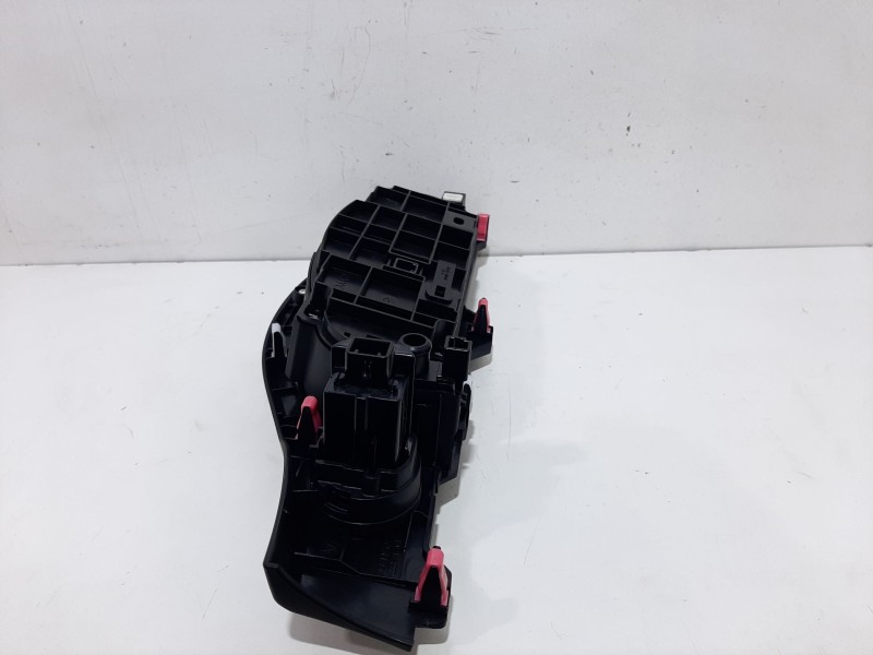 Recambio de mando calefaccion / aire acondicionado para toyota yaris hybrid active referencia OEM IAM 559000D800  