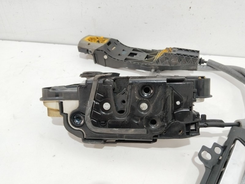 Recambio de cerradura puerta delantera izquierda para seat toledo (kg3) style referencia OEM IAM 5E1837015A  