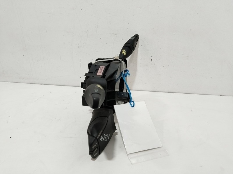 Recambio de mando multifuncion para ford fusion (cbk) newport referencia OEM IAM 6S6T14A664AA  