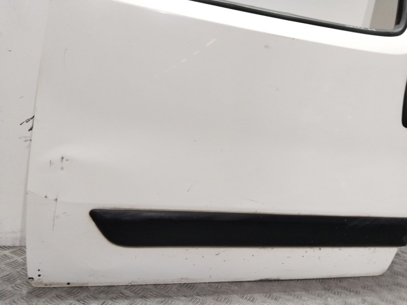 Recambio de puerta delantera izquierda para citroën nemo x referencia OEM IAM   BLANCO