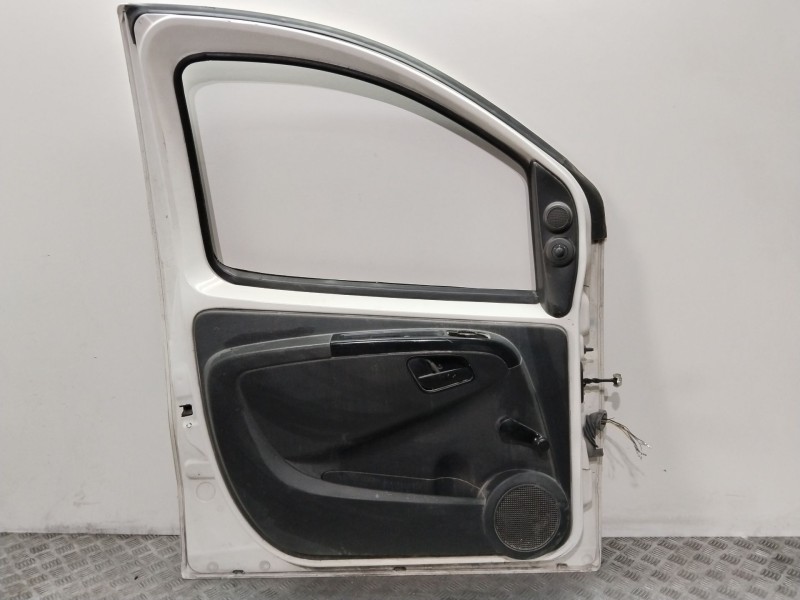 Recambio de puerta delantera izquierda para citroën nemo x referencia OEM IAM   BLANCO
