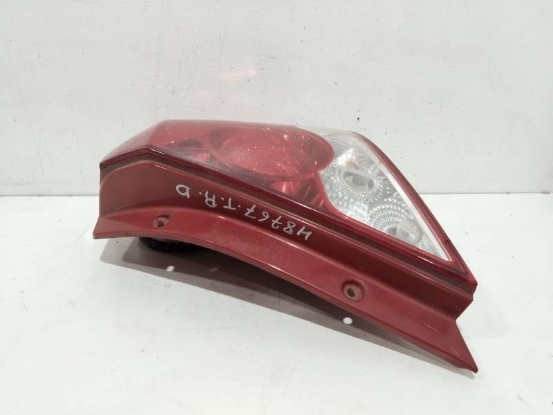 Recambio de piloto trasero derecho para daewoo kalos 1.4 se referencia OEM IAM 300267R  