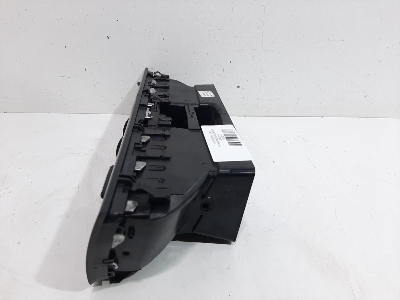 Recambio de rejilla aireadora central para seat toledo (kg3) reference referencia OEM IAM 5JA820951B  