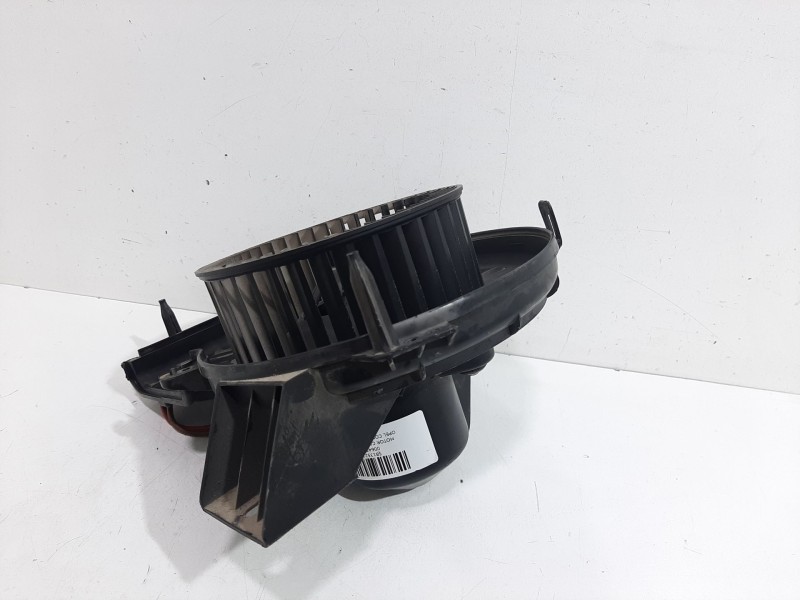 Recambio de motor calefaccion para opel combo (corsa c) familiar referencia OEM IAM 006453T  
