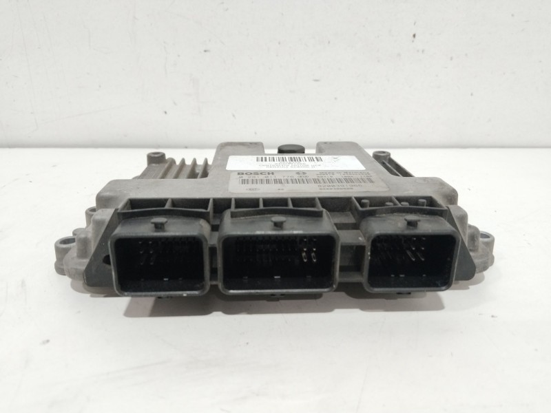 Recambio de centralita motor uce para renault scenic ii privilege referencia OEM IAM 8200391966  0281011776
