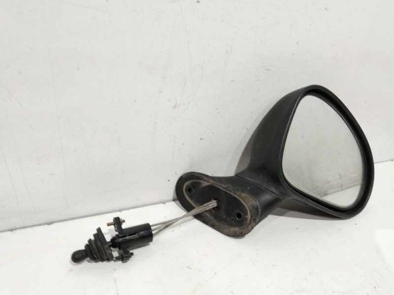 Recambio de retrovisor derecho para daewoo matiz cd referencia OEM IAM 96323392  