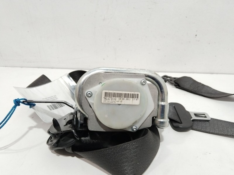 Recambio de cinturon seguridad delantero derecho para opel insignia berlina sportive referencia OEM IAM 306532310  