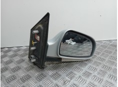 Recambio de retrovisor derecho para hyundai matrix (fc) 1.6 gls referencia OEM IAM 8762017700CA