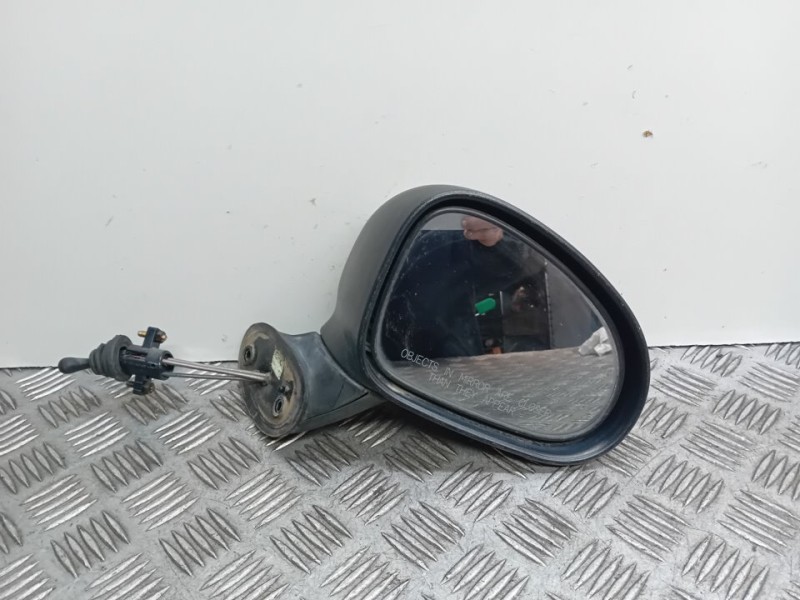 Recambio de retrovisor derecho para chevrolet matiz s referencia OEM IAM 96600221  