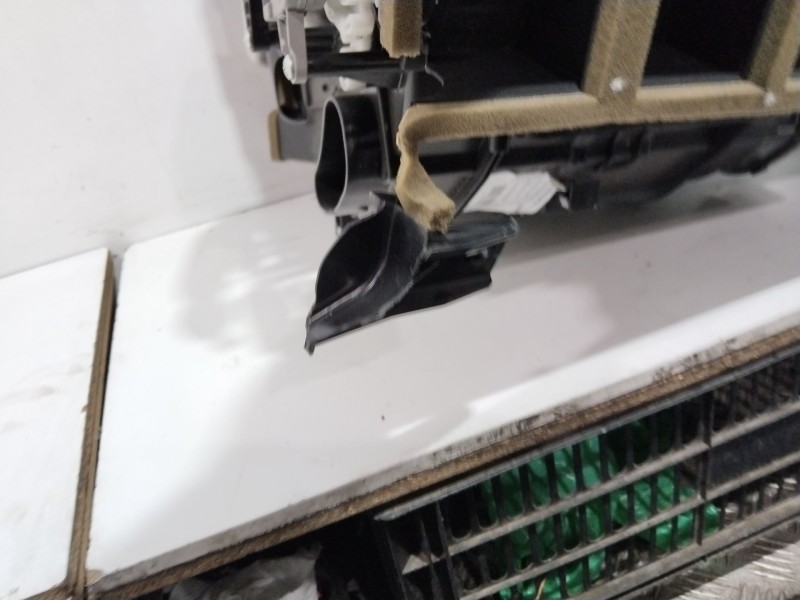 Recambio de calefaccion entera normal para kia niro business referencia OEM IAM 97200G5040  