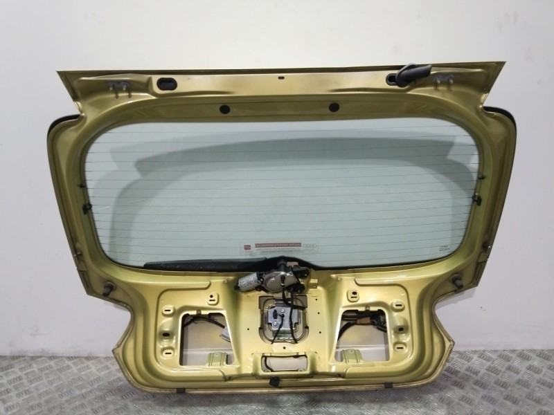Recambio de porton trasero para seat ibiza (6j5) reference referencia OEM IAM 6J4827024  VERDE