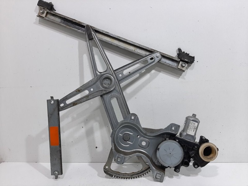 Recambio de elevalunas delantero izquierdo para toyota yaris (ksp9/scp9/nlp9) básico referencia OEM IAM 857200D110B  