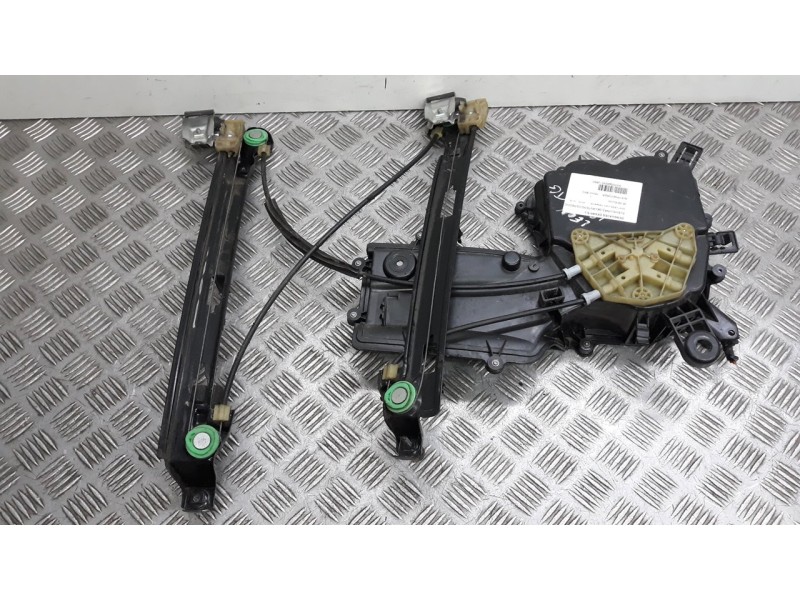 Recambio de elevalunas delantero derecho para seat leon (1p1) reference referencia OEM IAM 1P0837462A  