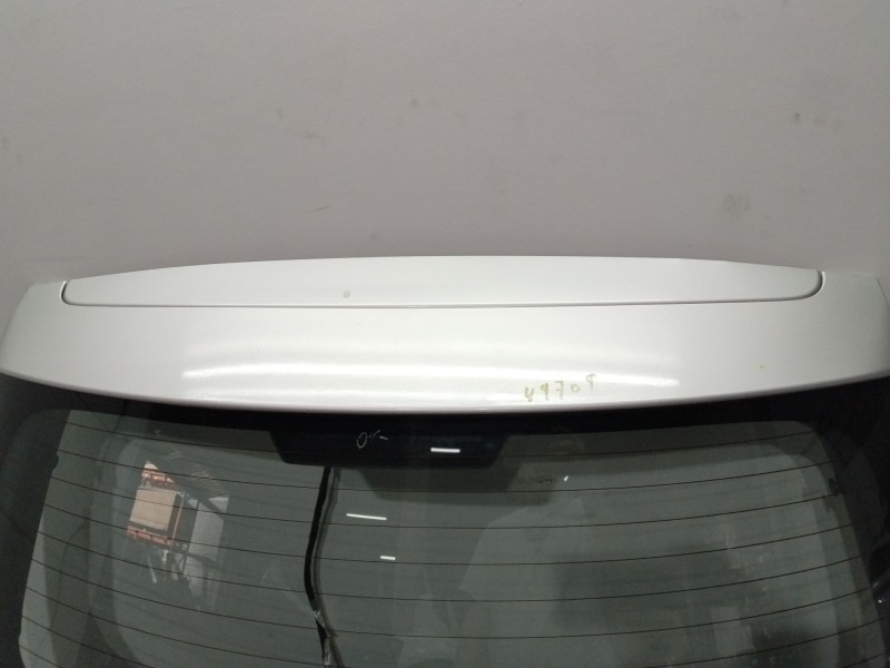 Recambio de porton trasero para toyota auris luna+ referencia OEM IAM 6700512A30  GRIS