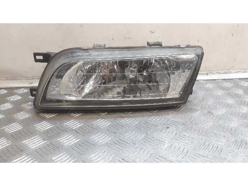 Recambio de faro izquierdo para nissan almera (n15) referencia OEM IAM   