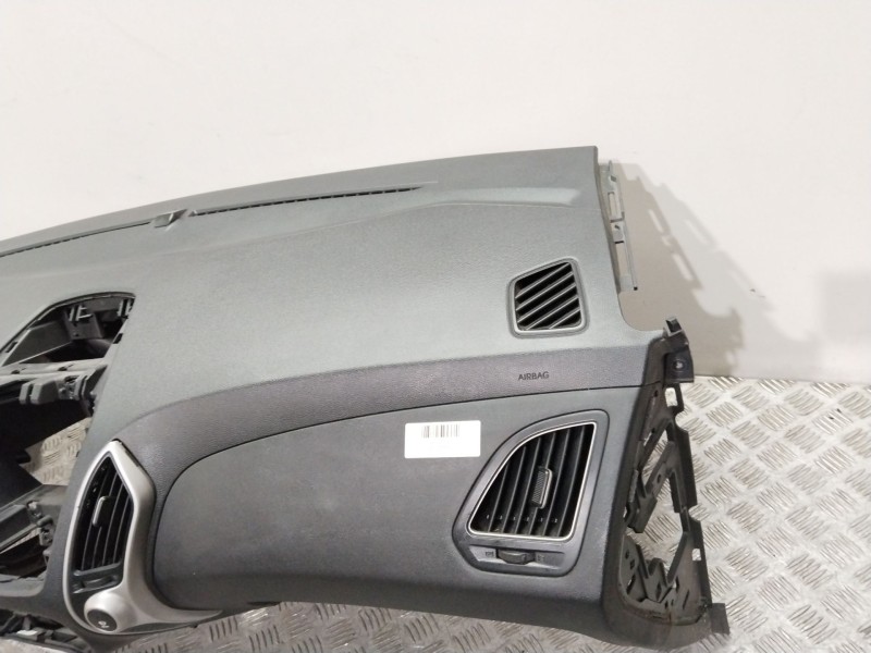 Recambio de salpicadero para hyundai ix35 classic 2wd referencia OEM IAM 847102Y0009P  845302Y000