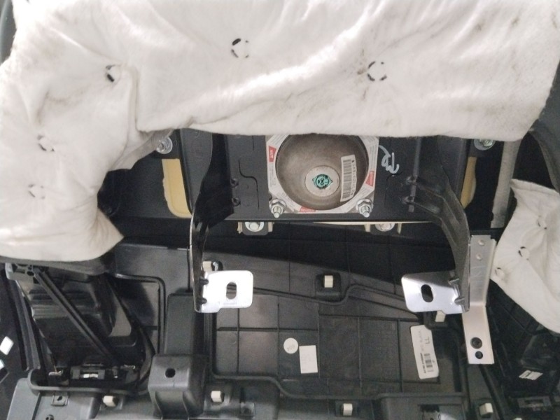 Recambio de salpicadero para hyundai ix35 classic 2wd referencia OEM IAM 847102Y0009P  845302Y000