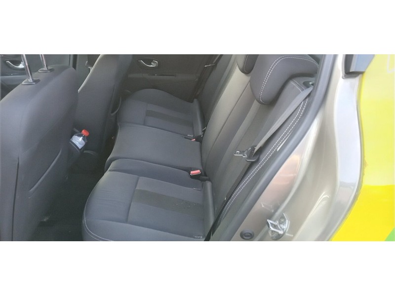 renault megane iii berlina 5 p del año 2011 renault megane iii berlina 5 p del año 2011