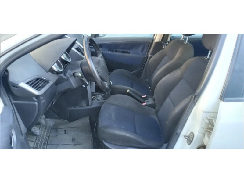 peugeot 207 del año 2007