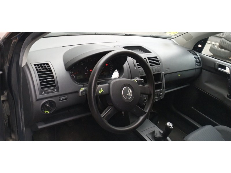 volkswagen polo (9n1) del año 2004 volkswagen polo (9n1) del año 2004
