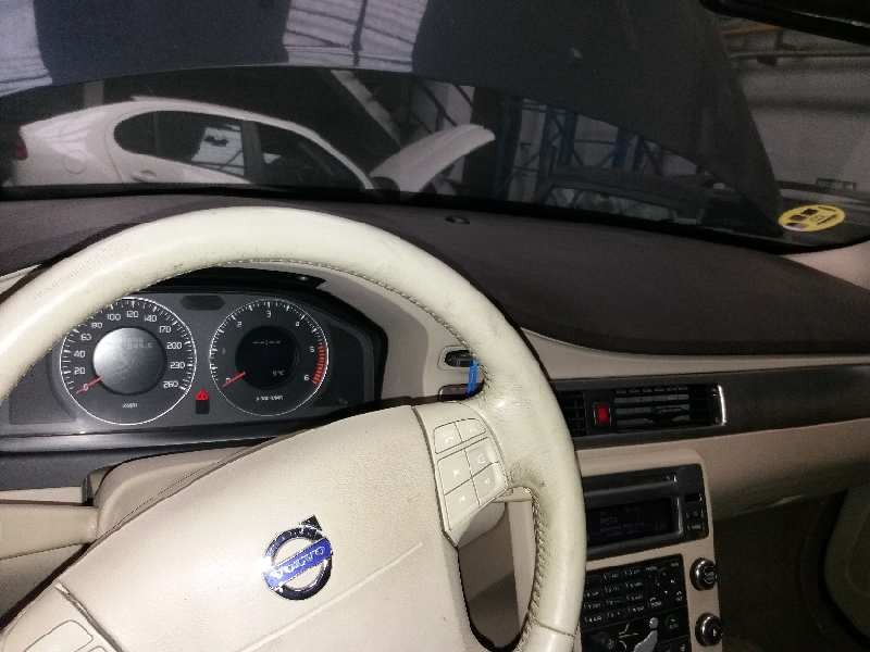 volvo s80 berlina del año 2006