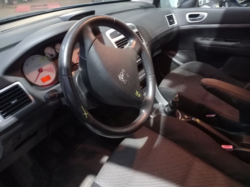 peugeot 307 berlina (s2) del año 2006 peugeot 307 berlina (s2) del año 2006