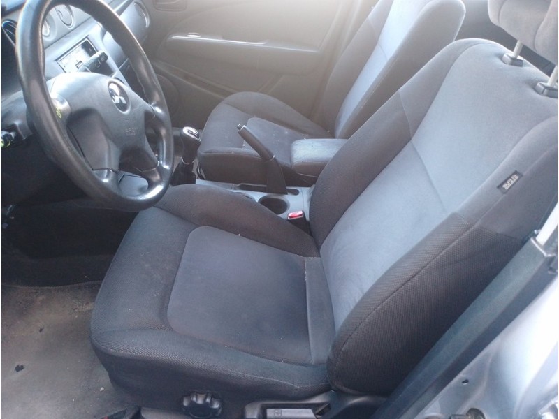 mitsubishi outlander (cu0w) del año 2003 mitsubishi outlander (cu0w) del año 2003