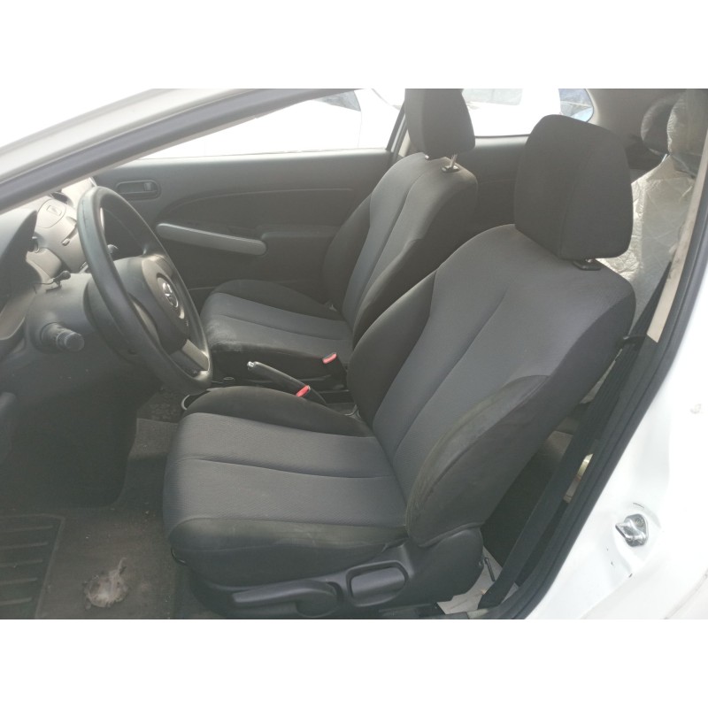 MAZDA 2 (DE_, DH_) - imagen 5